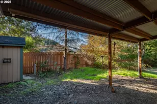 839 Union Gap Loop Rd, Oakland, OR 97462 - Photo 22