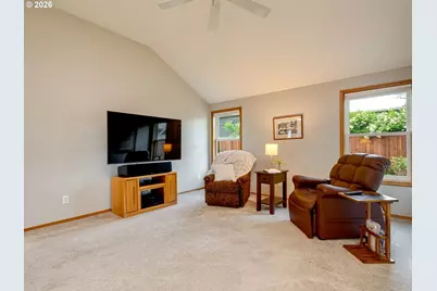 638 S 25th Ct, Cornelius, OR 97113 - Photo 12