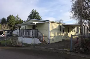 13115 SE Foster Rd, Portland, OR 97236 - Photo 2