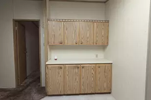 13115 SE Foster Rd, Portland, OR 97236 - Photo 16