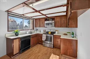 12351 SE Anna Ct, Damascus, OR 97089 - Photo 8