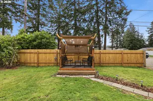 12519 SE Ellis St, Portland, OR 97236 - Photo 36