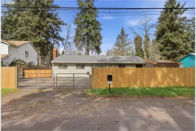 12519 SE Ellis St, Portland, OR 97236 - Photo 1
