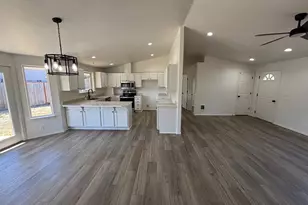 1445 Yew St, Florence, OR 97439 - Photo 26