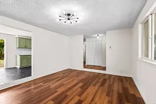 1215 Ellsworth St, Eugene, OR 97402 - Photo 14