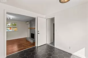 1215 Ellsworth St, Eugene, OR 97402 - Photo 22