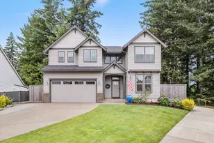38432 Maple St, Sandy, OR 97055 - Photo 1