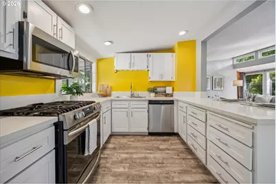 4533 SE Rex Dr, Portland, OR 97206 - Photo 8