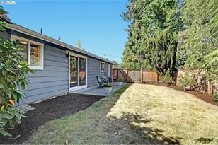 1690 SW Hicrest Ave, Portland, OR 97225 - Photo 20