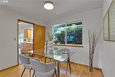 1690 SW Hicrest Ave, Portland, OR 97225 - Photo 6