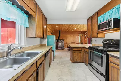 51520 Pioneer Rd, Bandon, OR 97411 - Photo 10