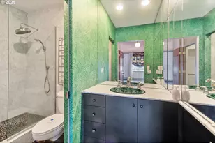 2211 SW 1st Ave, Portland, OR 97201 - Photo 16