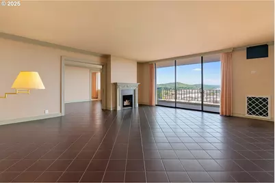 2211 SW 1st Ave #1602, Portland, OR 97201 - Photo 8