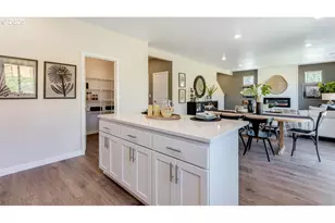 9337 SE Crystal Rose St, Happy Valley, OR 97086 - Photo 10
