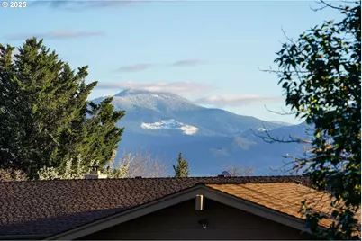 3676 Princeton Way, Medford, OR 97504 - Photo 40