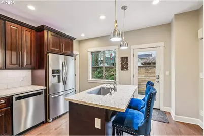 623 NE Sacramento St, Portland, OR 97212 - Photo 16