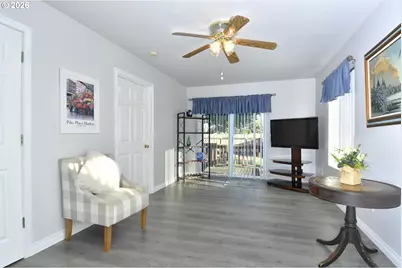 12917 NE 71st St, Vancouver, WA 98682 - Photo 14