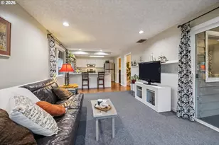 10905 SW Mira Ct, Portland, OR 97223 - Photo 16