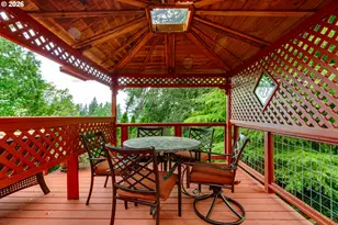 2307 W 28th Ave, Eugene, OR 97405 - Photo 4