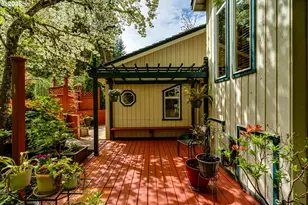 2307 W 28th Ave, Eugene, OR 97405 - Photo 8