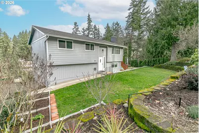 991 NE Foothills Dr, Estacada, OR 97023 - Photo 2