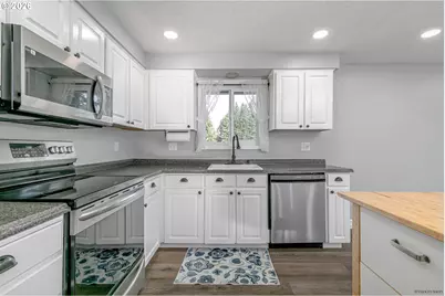 991 NE Foothills Dr, Estacada, OR 97023 - Photo 14