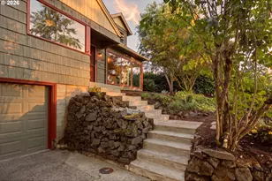 2760 Emerald St, Eugene, OR 97403 - Photo 2