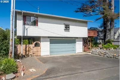 541 SE Oar Ave, Lincoln City, OR 97367 - Photo 2