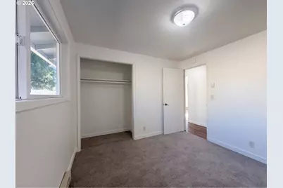 324 N 5th St, Saint Helens, OR 97051 - Photo 6