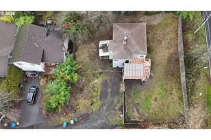 9740 SW 51st Ave, Portland, OR 97219 - Photo 40