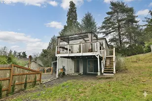 9740 SW 51st Ave, Portland, OR 97219 - Photo 28