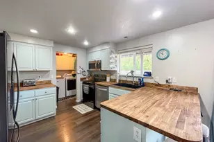180 Twin Springs Ln, Roseburg, OR 97470 - Photo 10