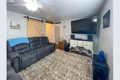 180 Twin Springs Ln, Roseburg, OR 97470 - Photo 16