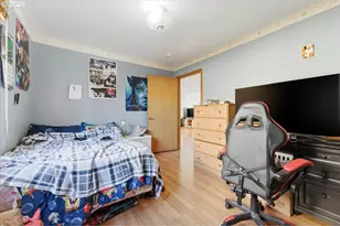 833 SE 151st Ave, Portland, OR 97233 - Photo 24