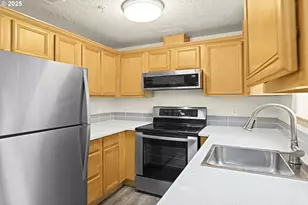 2535 SE 141st Ave, Portland, OR 97236 - Photo 12