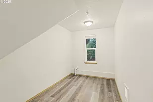 2535 SE 141st Ave, Portland, OR 97236 - Photo 4