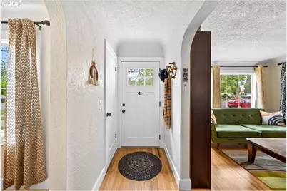 466 NW 3rd Ave, Canby, OR 97013 - Photo 4