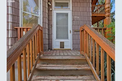 3954 SE Taylor St, Portland, OR 97214 - Photo 8