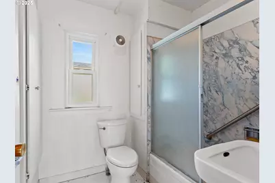 3954 SE Taylor St, Portland, OR 97214 - Photo 18