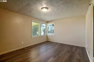 2806 Livingston Sta, Salem, OR 97301 - Photo 8