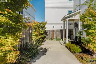 4427 NE Prescott St, Portland, OR 97218 - Photo 2