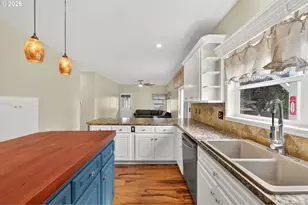 721 S Park St, Carlton, OR 97111 - Photo 22