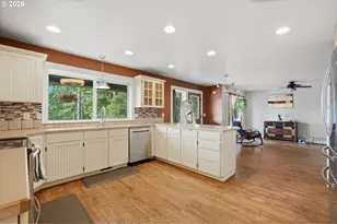 21013 NE 273rd St, Battle Ground, WA 98604 - Photo 4
