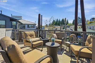 209 N Bridgeton Rd, Portland, OR 97217 - Photo 32