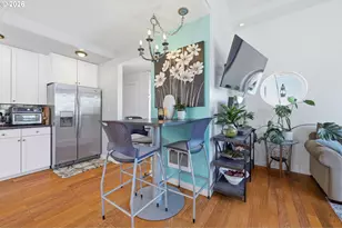 209 N Bridgeton Rd, Portland, OR 97217 - Photo 10