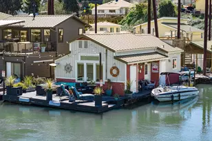 209 N Bridgeton Rd, Portland, OR 97217 - Photo 2