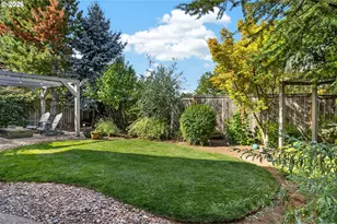 2288 Rogue Way, West Linn, OR 97068 - Photo 34