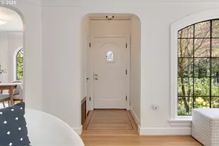 2833 NE 33rd Ave, Portland, OR 97212 - Photo 2