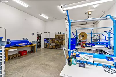 93303 Prairie Rd, Junction City, OR 97448 - Photo 10