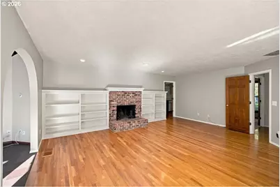 13750 SW Hiteon Dr, Beaverton, OR 97008 - Photo 26